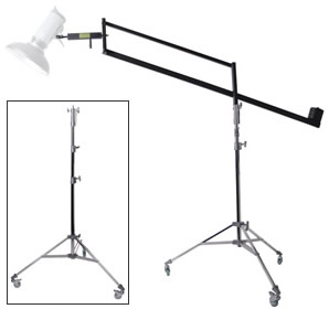 Mobile_Light_stand_+_Boom - Stativo porta Flash/Illuminatore con ruote e braccio a giraffa con contrappeso